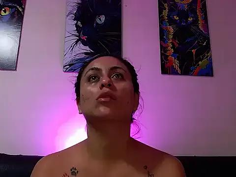Freechat Caroline_Jons on StripChat