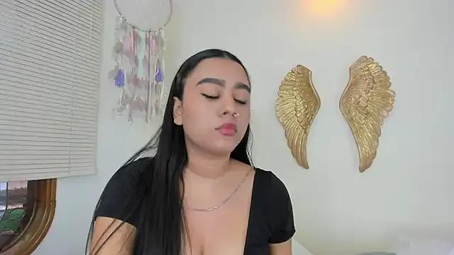 Freechat CharlottePetitte on StripChat