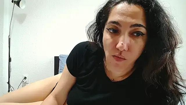 Freechat CharmingPearl on StripChat