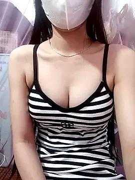 Freechat CherryBeii on StripChat