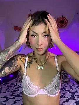 Freechat Cinamoonn on StripChat