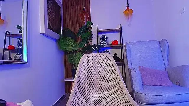 Freechat Coral_Lise on StripChat