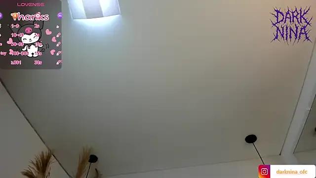 Freechat Dark_nina_ on StripChat