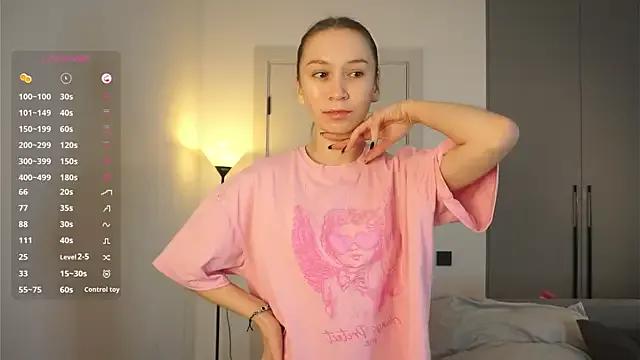 StripChat DavidaCordner is Freechat DavidaCordner — take off my shorts and spank my ass