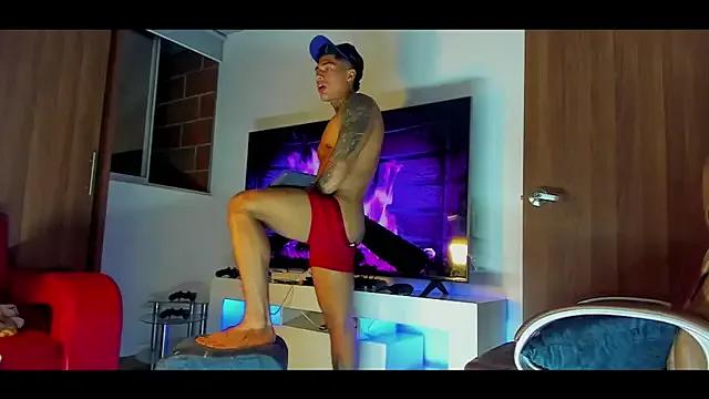 Freechat Dominiofit on StripChat