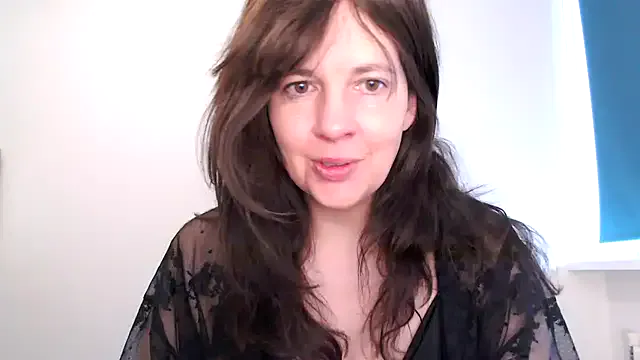 Ella_Next_Door on StripChat