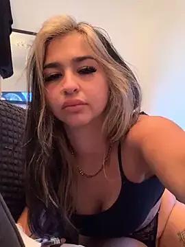 StripChat ElsaMae is Private ElsaMae — Tits outtt for 5