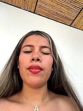Freechat EMILIIA_RICHTER__ on StripChat