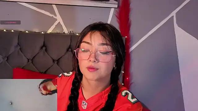 Freechat Emily_Caprile on StripChat