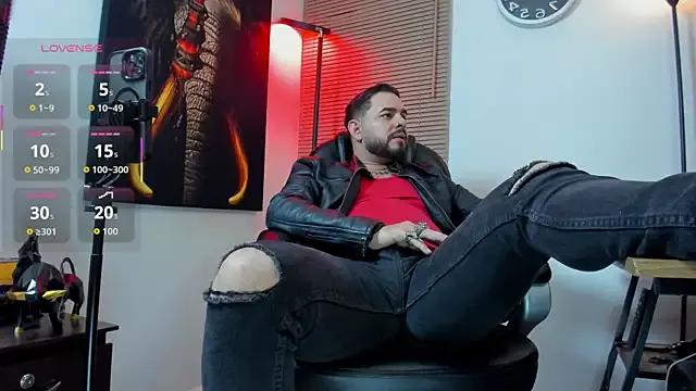 Freechat Ethan_Castellano on StripChat