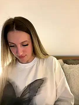 Freechat Eva_Ryen on StripChat