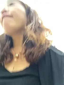 Freechat feifei_521 on StripChat