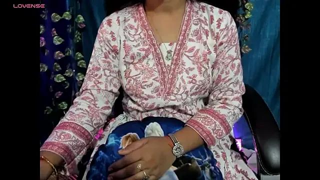 Freechat Forever_Love2025 on StripChat