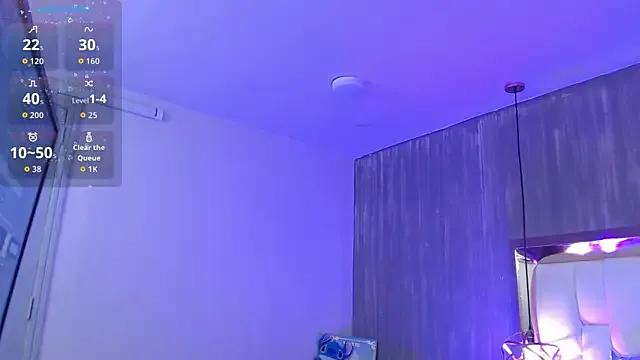 Foxxy_Doll on StripChat 