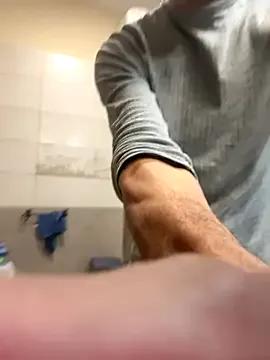 Freechat Gionnytav on StripChat