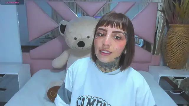 Freechat Gyal_8_ on StripChat