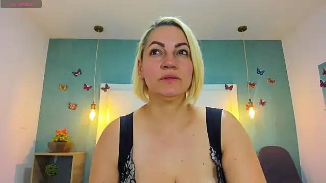 Freechat Heidy_milf on StripChat