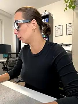 Freechat Hii_Lolla on StripChat