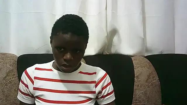 Freechat hottgirlval on StripChat