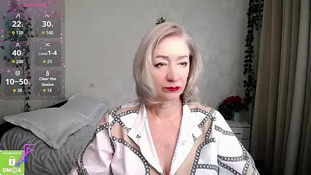 Freechat hunters_woman on StripChat