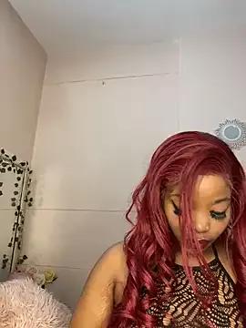 Freechat ItsLeyaa on StripChat