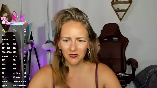 Freechat jasminedaze888 on StripChat