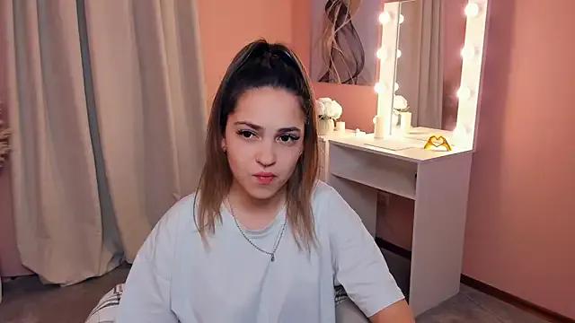 Freechat JolynnLavelli on StripChat