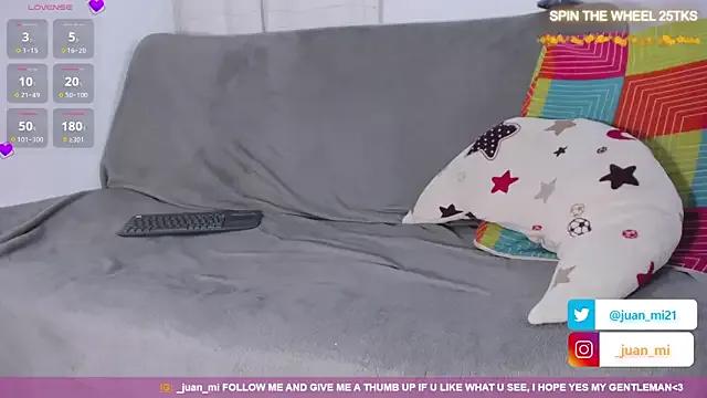 Freechat juanmiss on StripChat