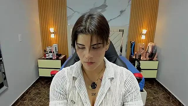 Freechat KAROLLJONES1 on StripChat