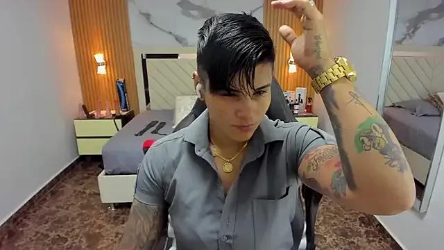 Freechat KAROLLJONES1 on StripChat