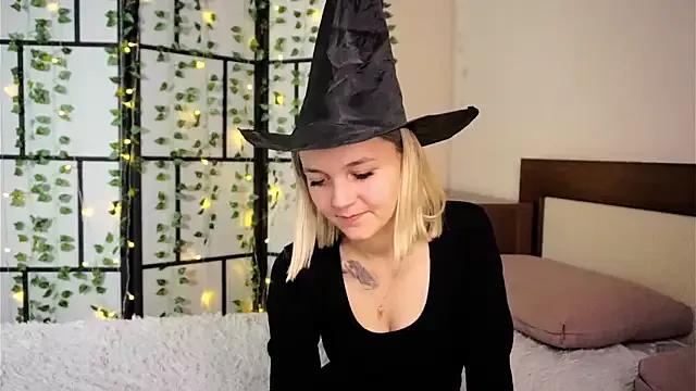 Private KelleDomin on StripChat