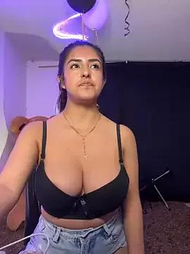 Freechat kim_zaratte on StripChat