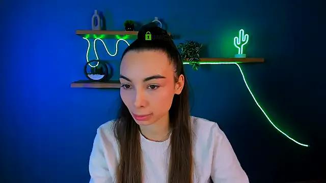 Freechat kira_light__ on StripChat