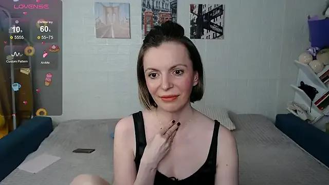 Freechat kiramarta on StripChat