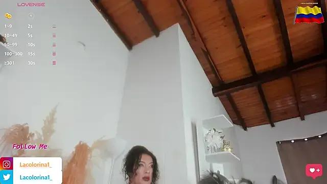 Freechat LaColorina_ on StripChat
