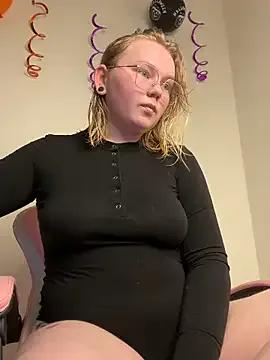 StripChat lame_cat is Freechat lame_cat — DOGGY NO PANTIES