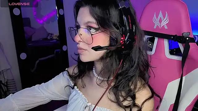 Freechat larah_uwu on StripChat