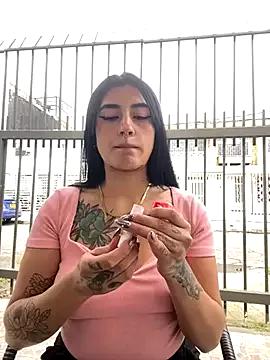 Freechat LilithPink_ on StripChat