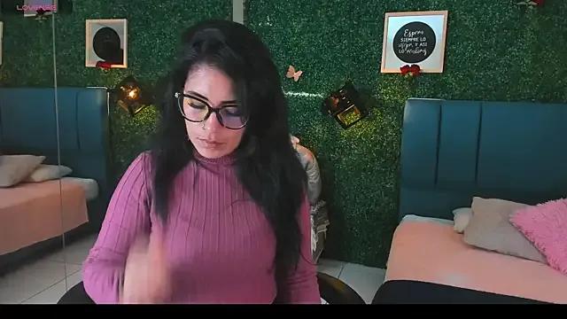 Freechat Linagh_ on StripChat