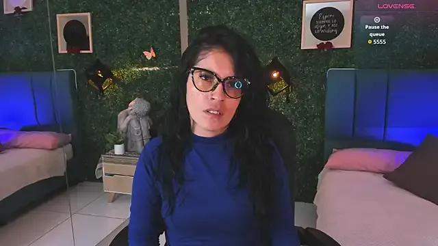 Freechat Linagh_ on StripChat