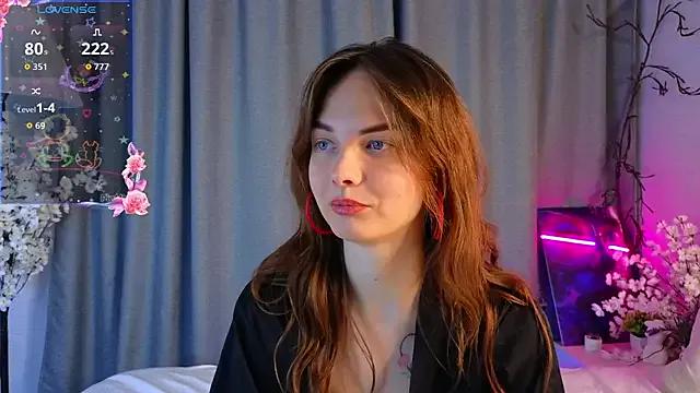 Freechat LisaDrake on StripChat