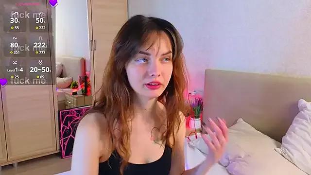 StripChat LisaDrake is Freechat LisaDrake — rub wet clit in doggy