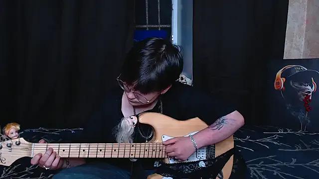 Freechat litle_owl on StripChat