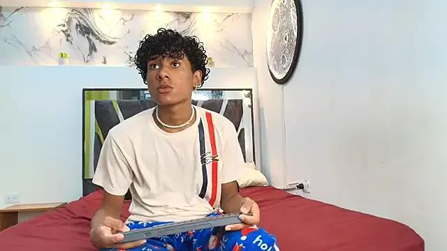 Freechat LONDON_BOYS1 on StripChat