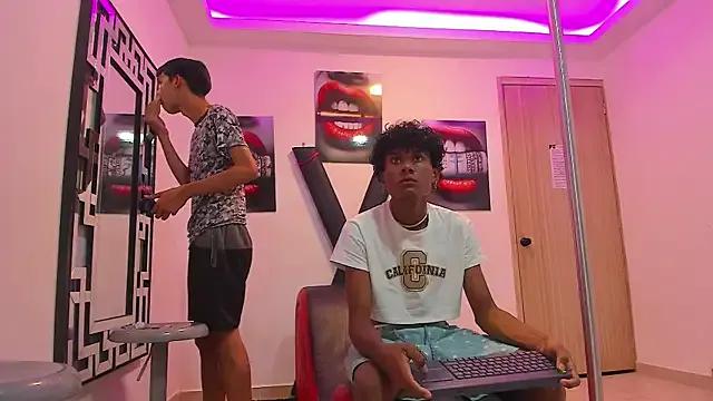 Freechat LONDON_BOYS1 on StripChat