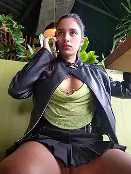 Freechat Lorena_Mcfly on StripChat