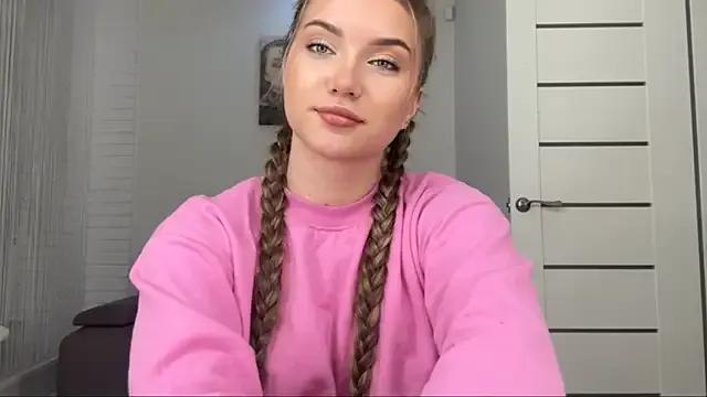 Freechat LouraStalter on StripChat