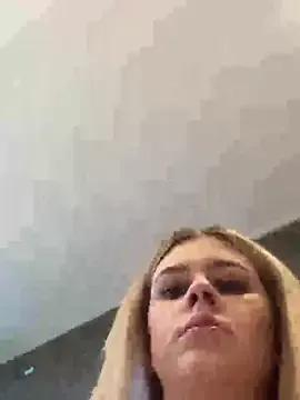 Freechat Love_Bri on StripChat