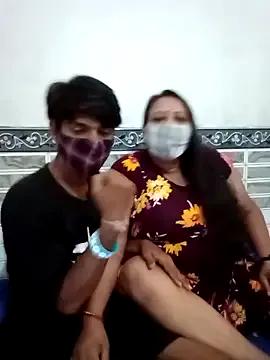 Freechat LoveOnStream on StripChat