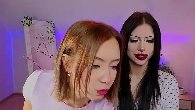 LumMina on StripChat 